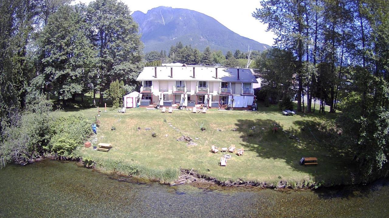 Moon River Suites #4 นอร์ทเบนด์ ภายนอก รูปภาพ